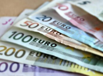 banknotes euro paper money cash 209104